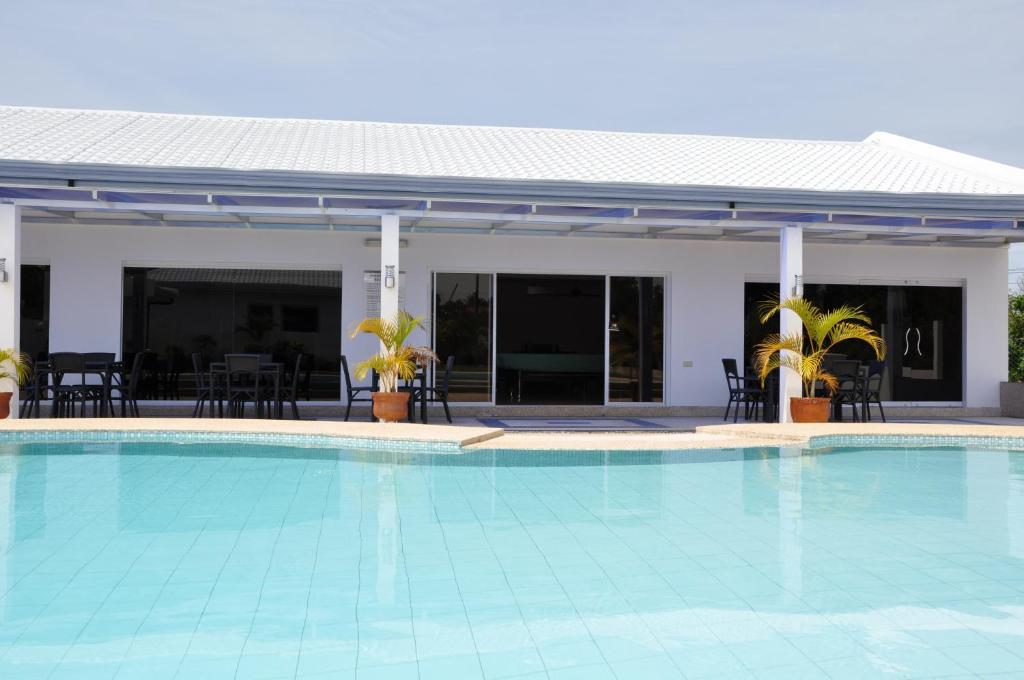 Olivia Resort Serviced Apartments And Bungalows Panglao City Exterior foto