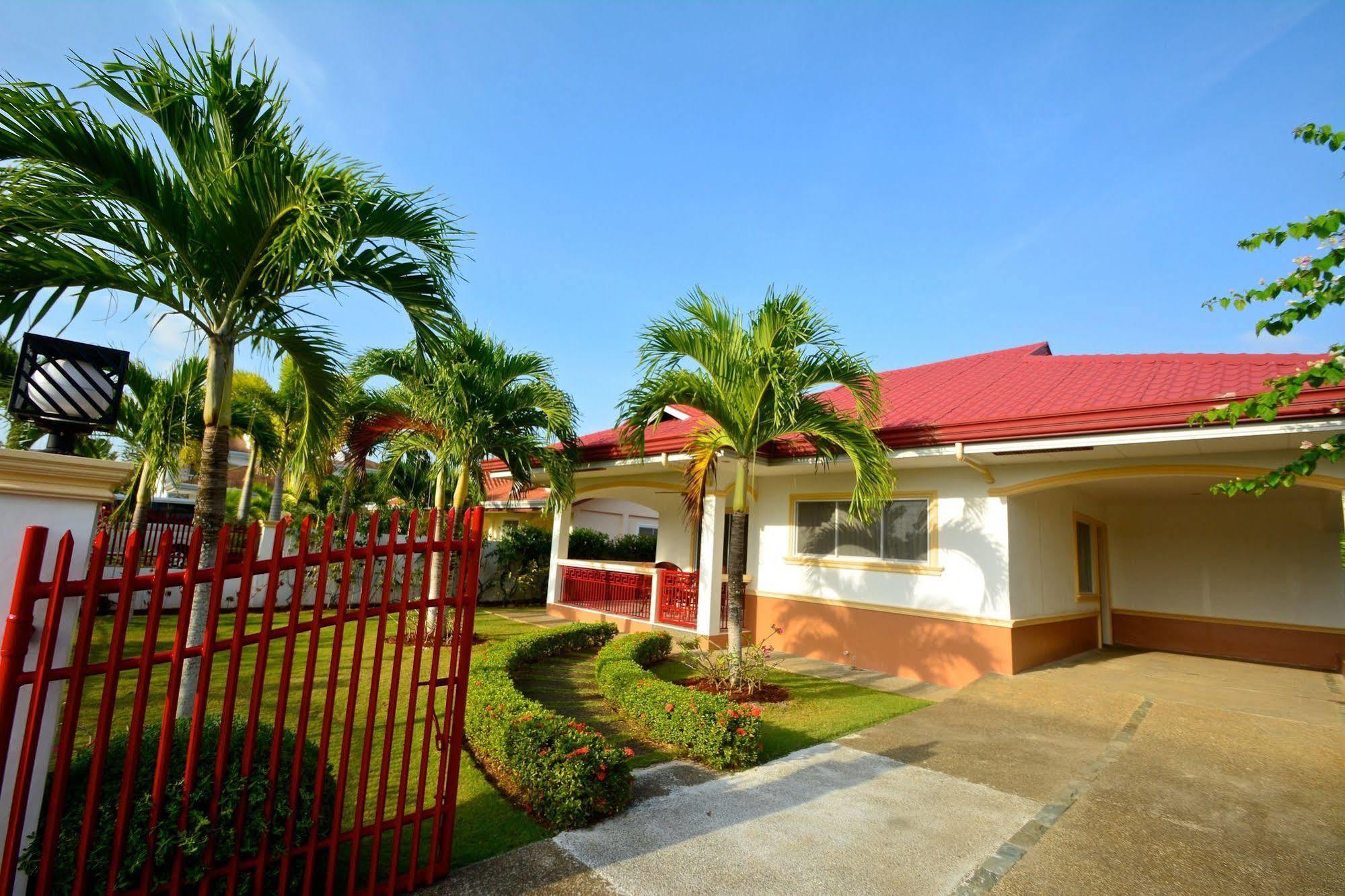 Olivia Resort Serviced Apartments And Bungalows Panglao City Exterior foto
