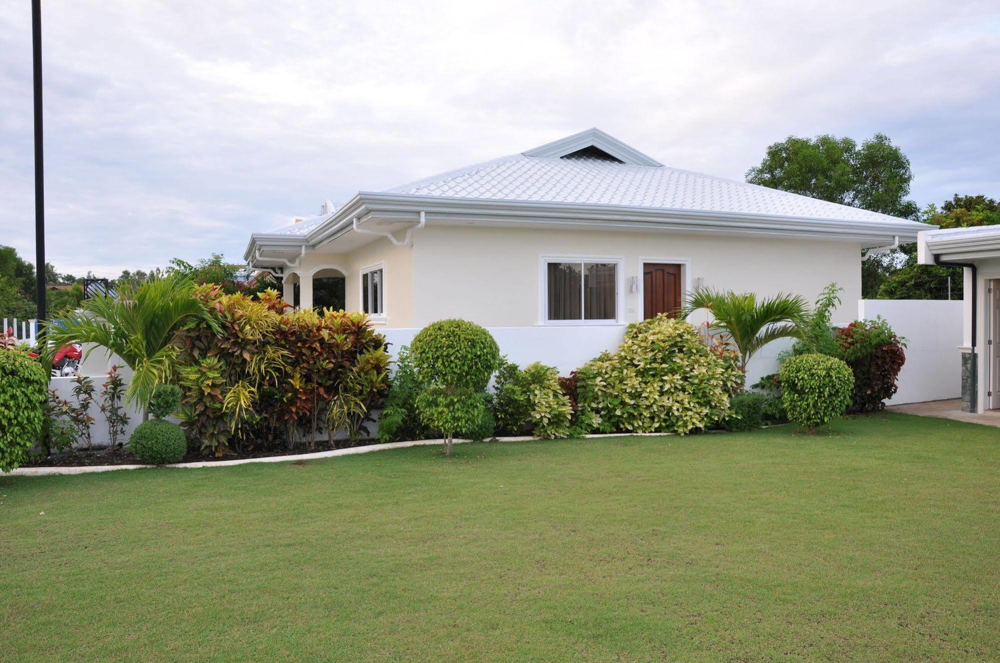 Olivia Resort Serviced Apartments And Bungalows Panglao City Exterior foto