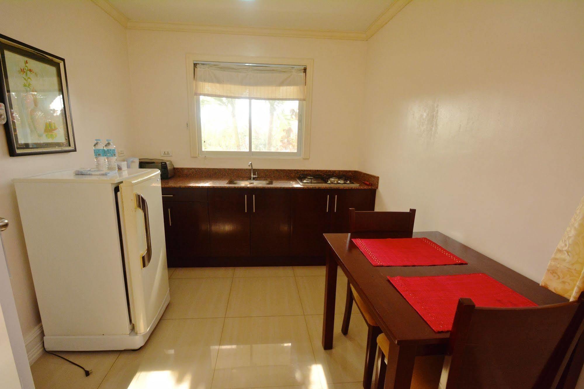 Olivia Resort Serviced Apartments And Bungalows Panglao City Exterior foto