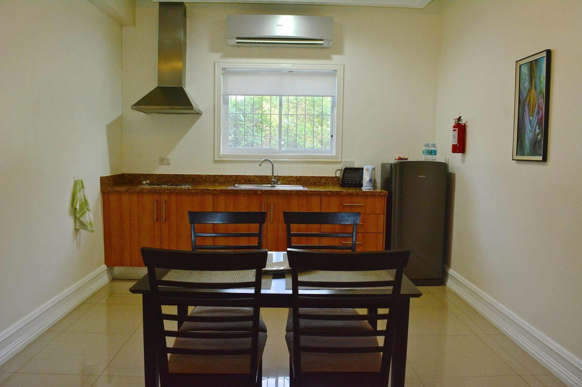 Olivia Resort Serviced Apartments And Bungalows Panglao City Exterior foto