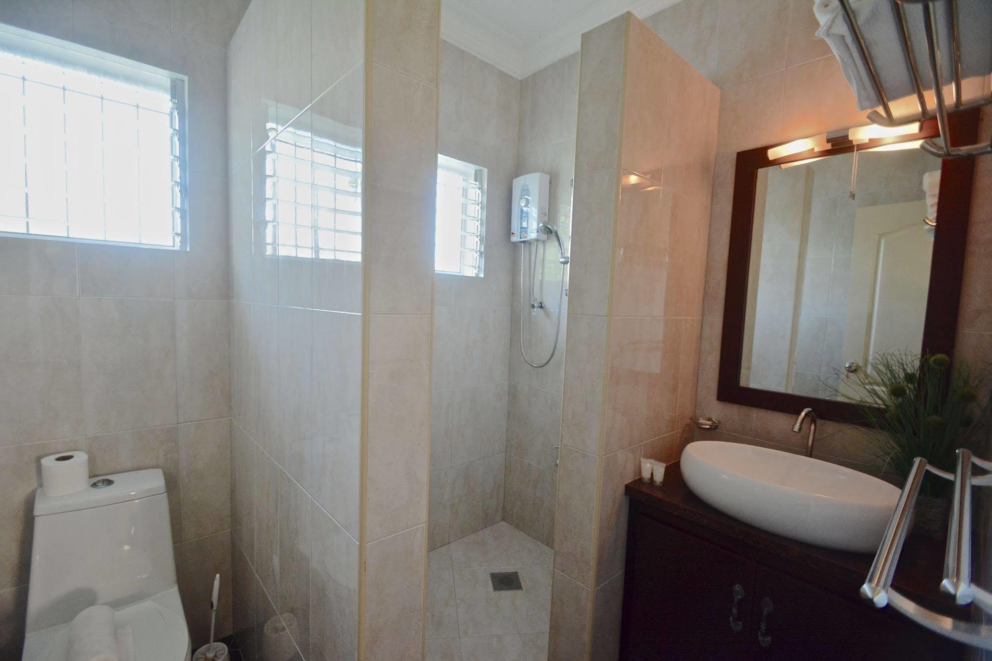 Olivia Resort Serviced Apartments And Bungalows Panglao City Exterior foto